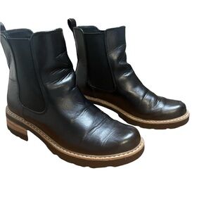 Women's Universal Thread Black
Ankle Boots Sz 81/2